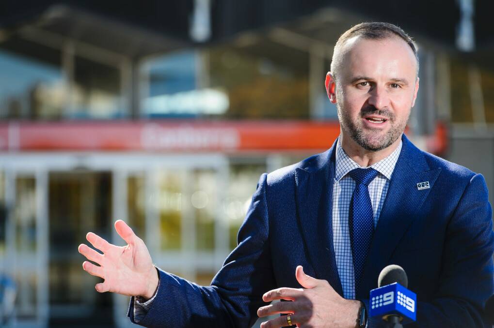 ACT Chief Minister Andrew Barr addresses media outside Canberra railway station after his train to Sydney was delayed.  Photo: Sitthixay Ditthavong