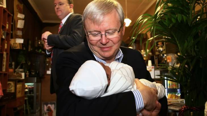 Prime Minister Kevin Rudd at a cafe in Toongabbie in the ultra-marginal electorate of Greenway. Photo: Andrew Meares