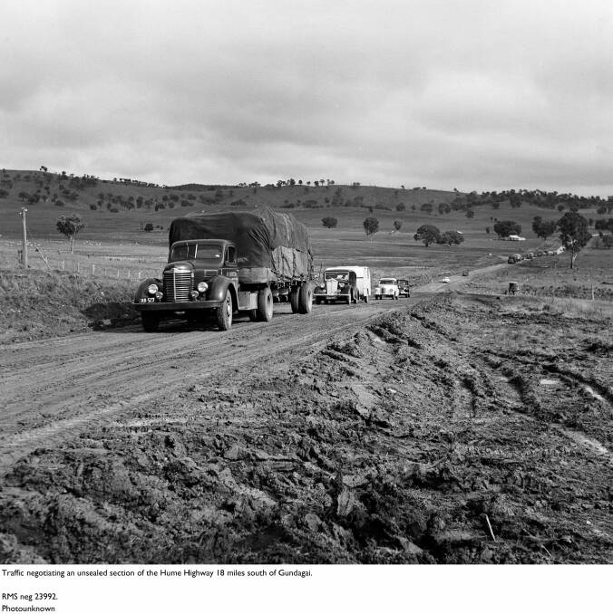Old Hume Highway south of Gundagai, 1951. Photo: Supplied