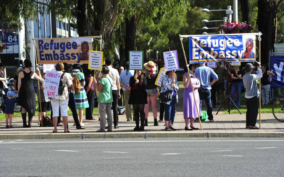 Protesters show solidarity with Manus Island asylum seekers.  Photo: Melissa Adams