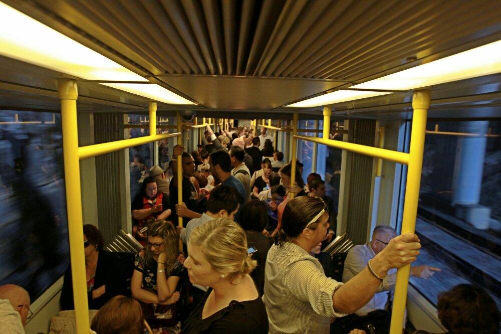 Early morning commuting in Sydney. Photo: Ben Rushton