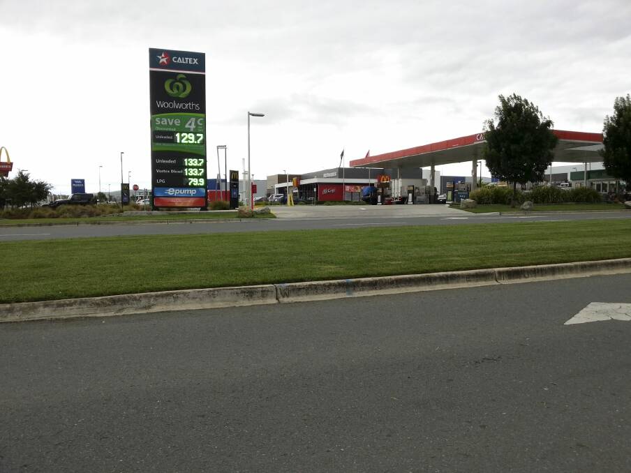 Woolworths quickly matched Costco's fuel price Photo: Jay Cronan