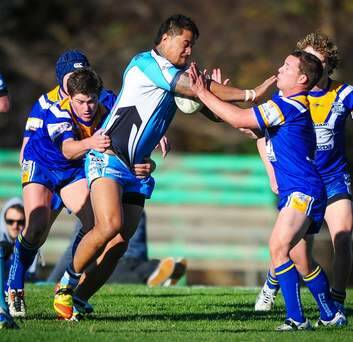 Keresoma Sione takes on the Bulldogs' defence. Photo: Katherine Griffiths