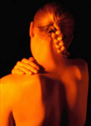 Researchers believe a new type of scan could help better diagnose the source neck pain. Photo: Jon Reid