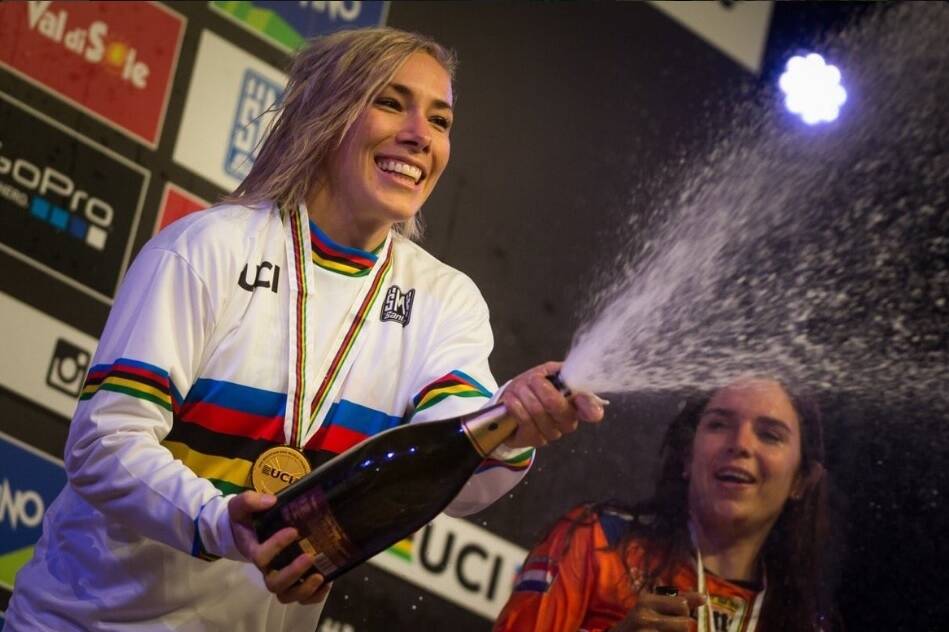 Caroline Buchanan celebrates her mountain bike world title in Italy. Photo: Twitter