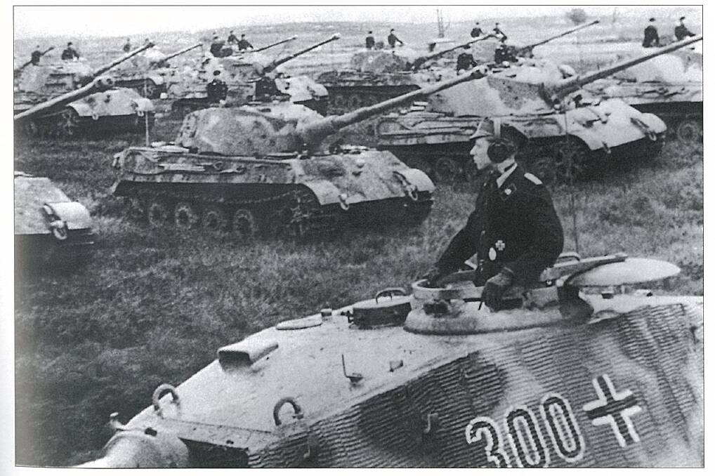 Tuggeranong Task Force: Highly motivated Canberra commuters about to drive from Gungahlin to Tuggeranong. (Tanks are German Tiger IIs deployed in the Ardennes offensive in 1944).