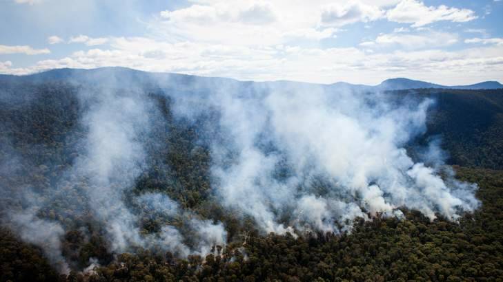 An image of a controlled burn of Namadgi National Park in March 2013. Photo: Katherine Griffiths