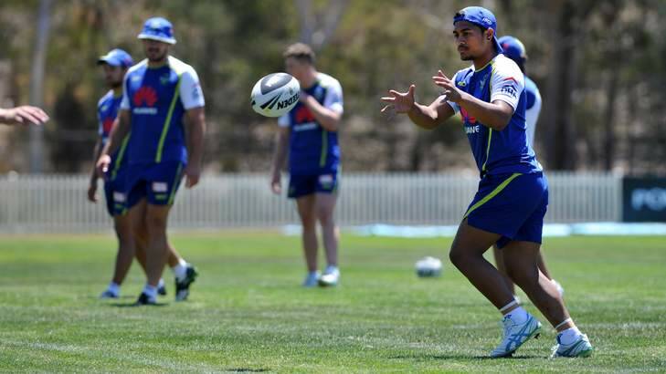 Anthony Milford trains with the Raiders on Tuesday. Photo: Graham Tidy