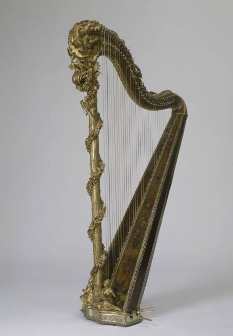 Marie-Antoinette's harp, circa 1775, made by Jean-Henri Nadermann (1735-1799).  Photo: RMN-GP