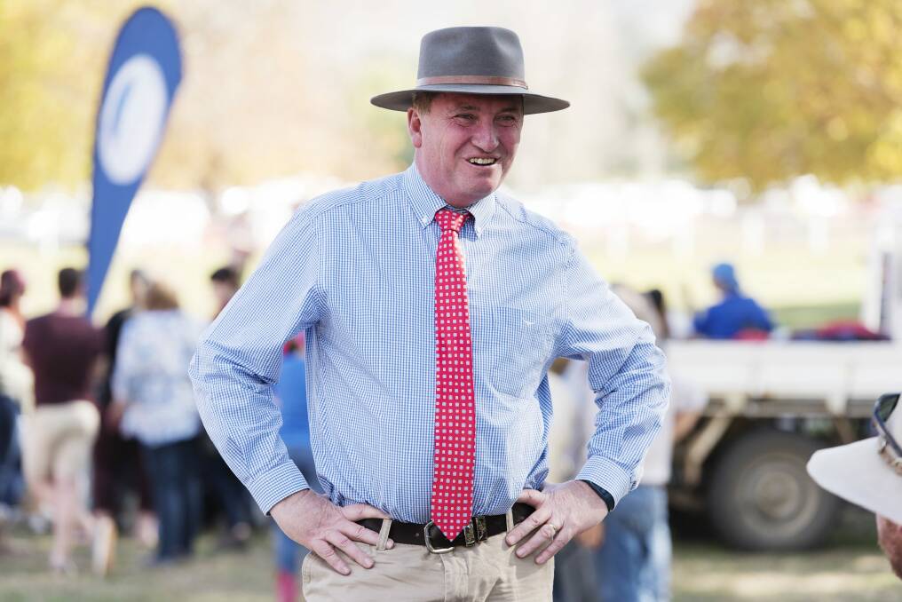 Deputy Prime Minister Barnaby Joyce want to see more government agencies move to the bush.  Photo: James Brickwood