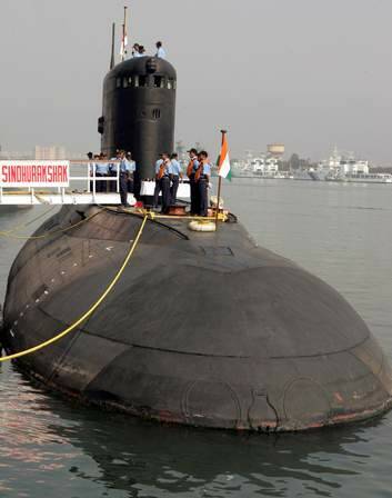 The Indian Navy's Sindhurakshak submarine is docked in Visakhapatnam in 2006. Photo: Reuters