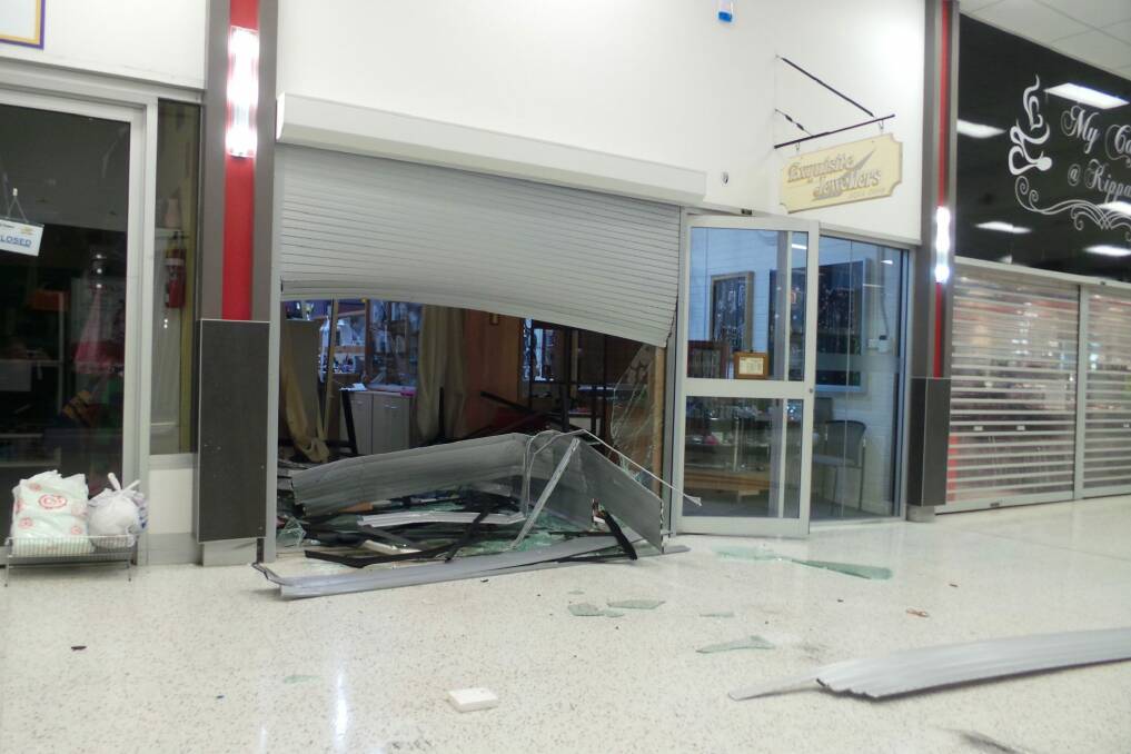 The front of the jewellery store which was ram raided at the Kippax Fair shopping centre. Photo: ACT Policing