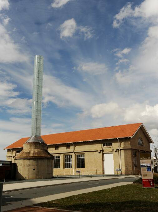 15th August  2012, Story by  , Canberra Times Photo, Colleen Petch,  Glassworks at Kingston. GENERIC Photo: Colleen Petch