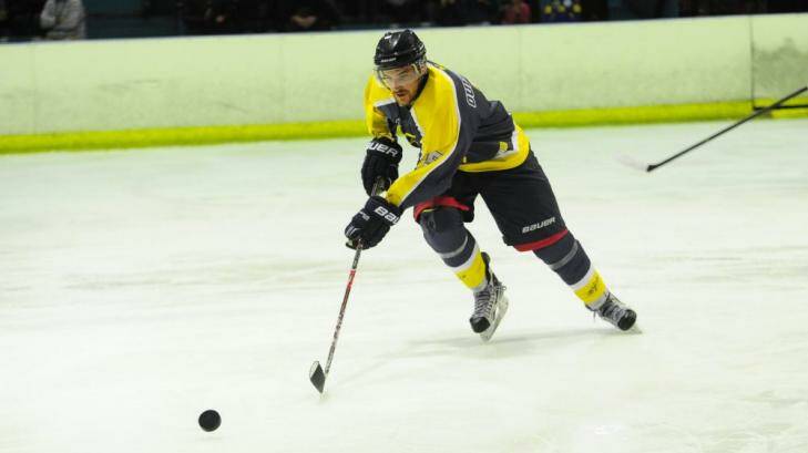 Mathieu Ouellette is joint top-scorer in the AIHL with teammate Stephen Blunden. Photo: Melissa Adams