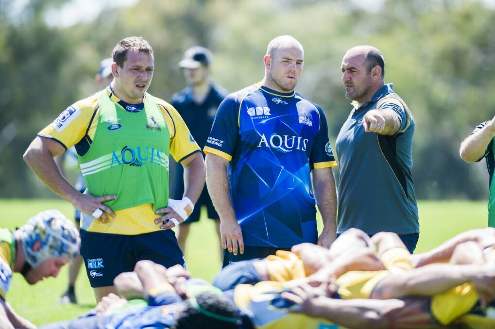 Wallabies scrum coach Mario Ledesma, right, worked with the Brumbies forwards on Tuesday. Photo: Rohan Thomson