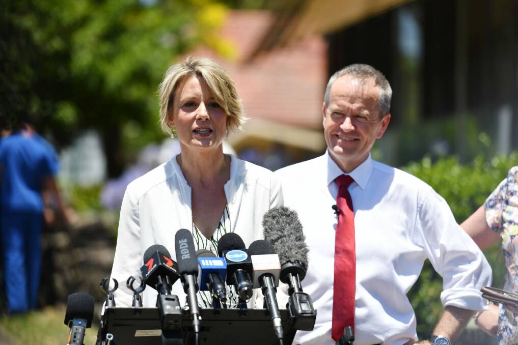 Opposition Leader Bill Shorten on the campaign trail in Bennelong with Labor candidate Kristina Keneally. Photo: AAP