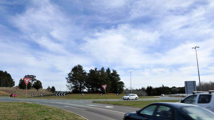 The roundabout at the intersection of Barton Hwy, Gundaroo Drive, and William Slim Drive in Gungahlin. Photo: Jay Cronan