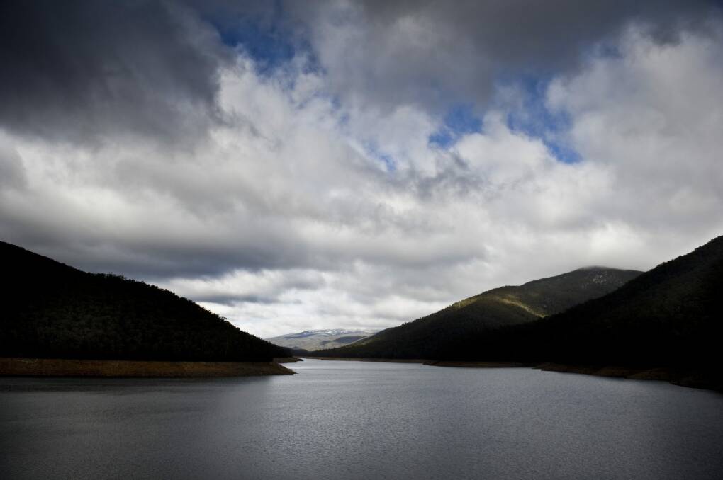 Corin Reservoir.
 Photo: Jay Cronan