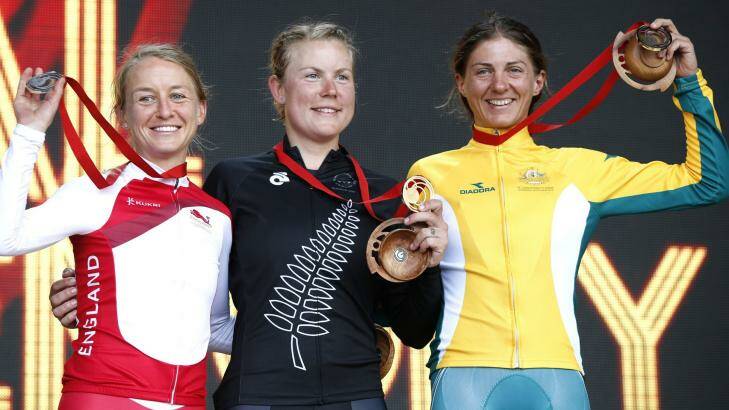 The medalists ... England's Emma Pooley, Kiwi Linda Villumsen and Australia's Katrin Garfoot. Photo: AFP