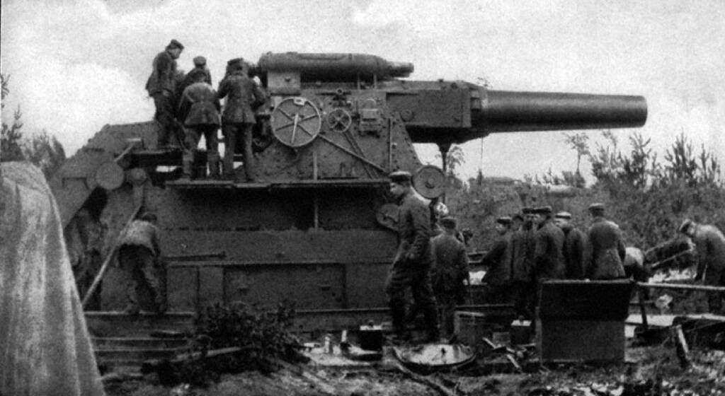 WW1. Germany's "Big Bertha".