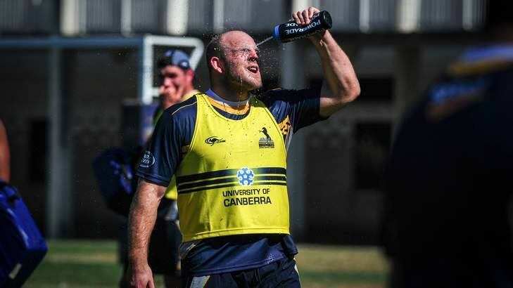 Brumbies hooker Stephen Moore cools down at training on Thursday. Photo: Katherine Griffiths