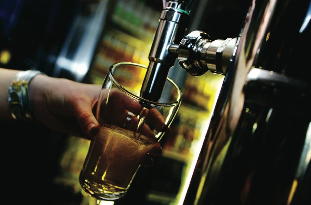 The ACT Alcohol Policy Alliance has called for a 1am lockout policy at bars and clubs in Canberra.  Photo: AFR