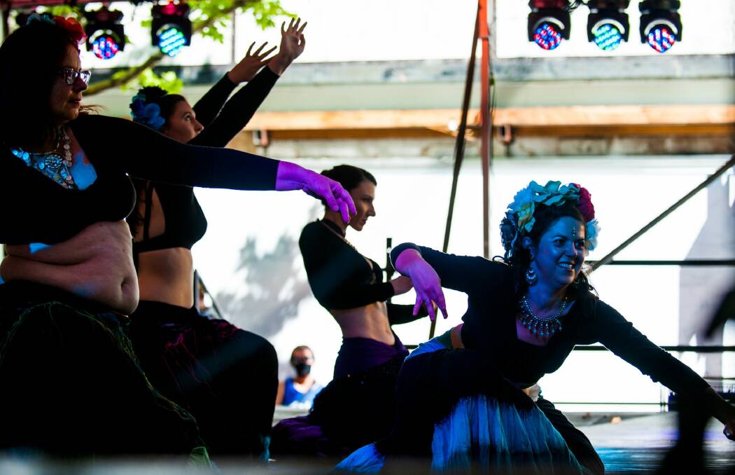 Obsidian Belly Dance Troupe  performer Ludi Le-Gal at centre stage. Photo: Elesa Kurtz