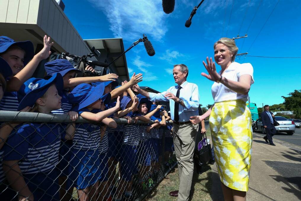Opposition Leader Bill Shorten and wife Chloe during a visit to Frenchville State School in Rockhampton, Queensland. Photo: Alex Ellinghausen 