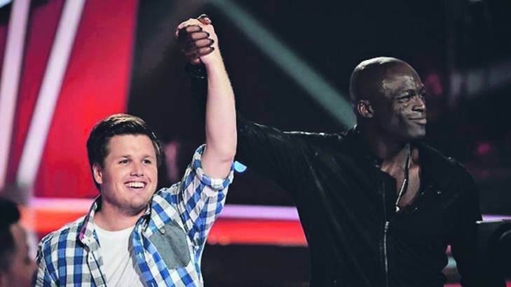 Alex Gibson and Seal on The Voice.