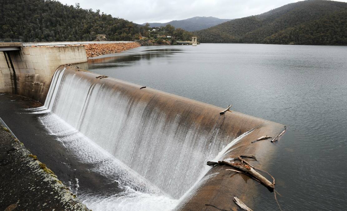Corin Dam at capacity in October 2010. Photo: Andrew Sheargold