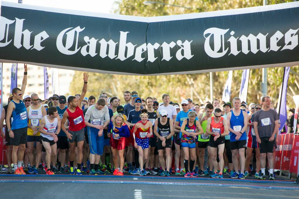 Start of the 14km Canberra Times fun run on Sunday. Photo: Jay Cronan