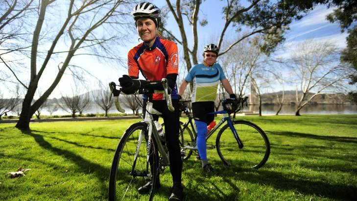 Roslyn Harper and Andrew Steele are about to embark on the 9-day Great Victorian Bike Ride. Photo: Jay Cronan
