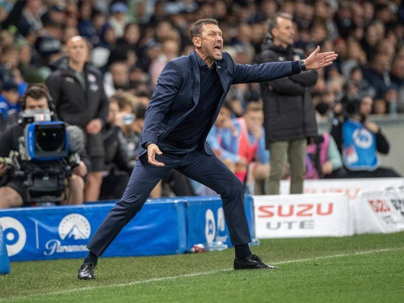 Melbourne Victory coach Tony Popovic believes his players are primed for the two-leg semi-final. (Will Murray/AAP PHOTOS)