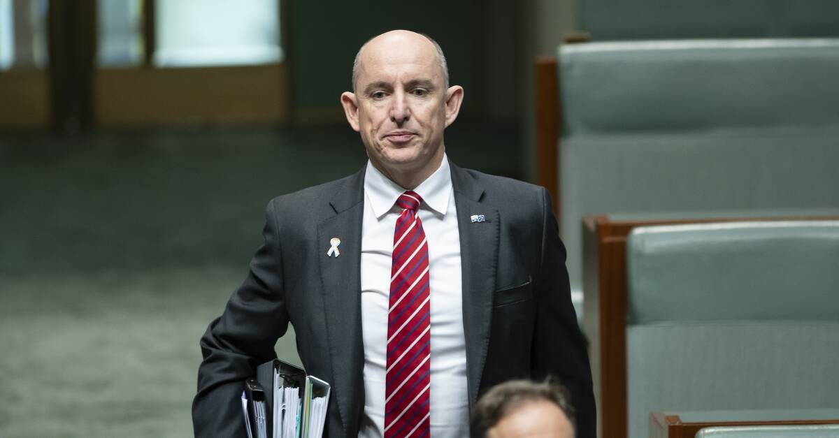 Former government services minister Stuart Robert arrives for question time in December 2019. Picture by Sitthixay Ditthavong