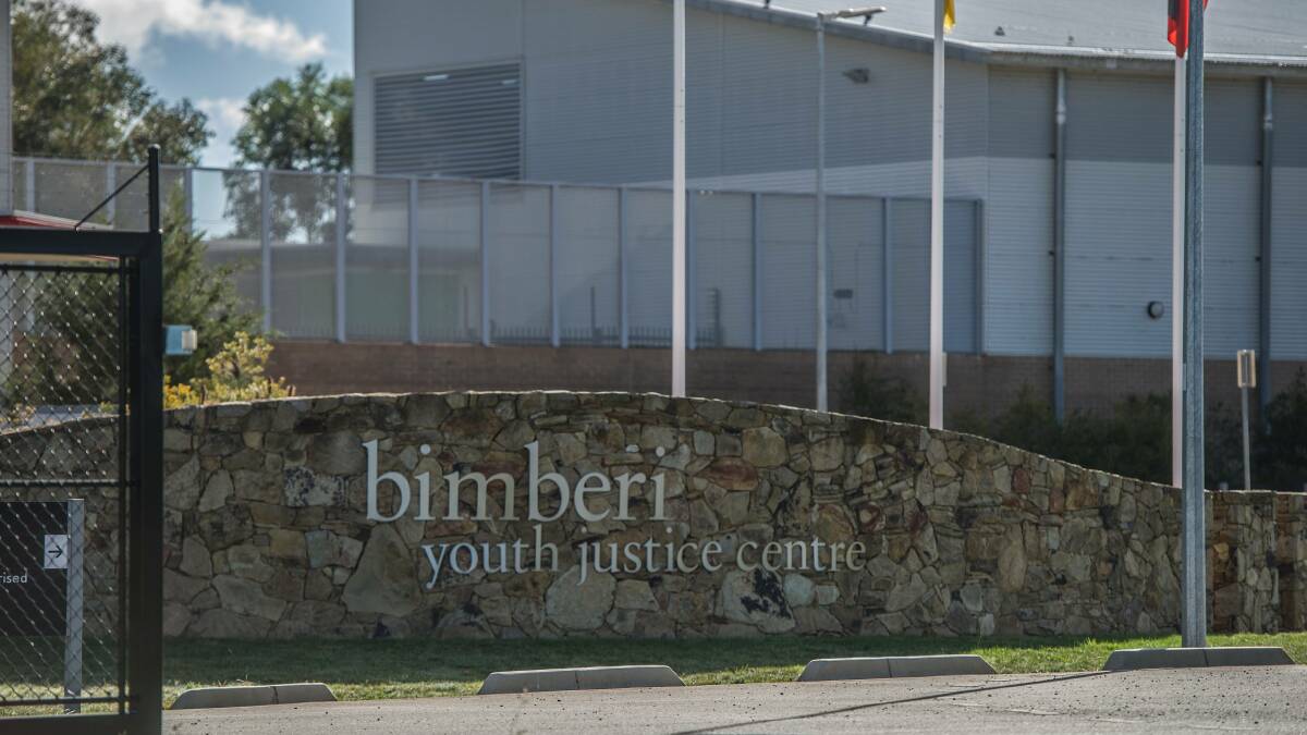 A teenager involved in the Bimberi Youth Justice Centre in 2019 has been re-sentenced to suspended jail terms after he breached associated good behaviour orders when he drove dangerously while unlicensed.