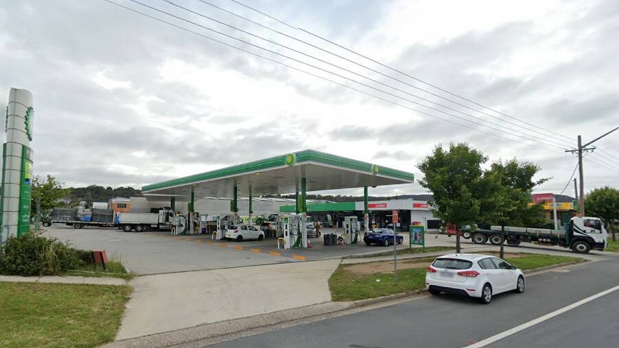 The pair stopped at a BP Station on Yass Road in Queanbeyan. Picture: Google Maps