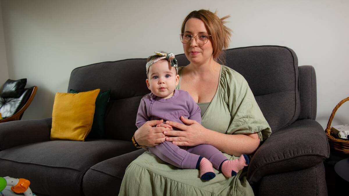 Chloe Heath with seven-month-old Scarlett Te Moananui. Picture by Elesa Kurtz