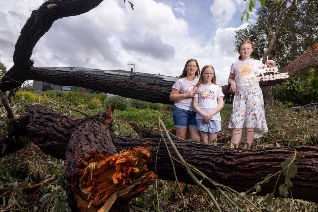 Kristen Baker, pictured at her Hawker home with daughters Ivy, 11, and Scarlett, 12, Fox. Picture: Sitthixay Ditthavong