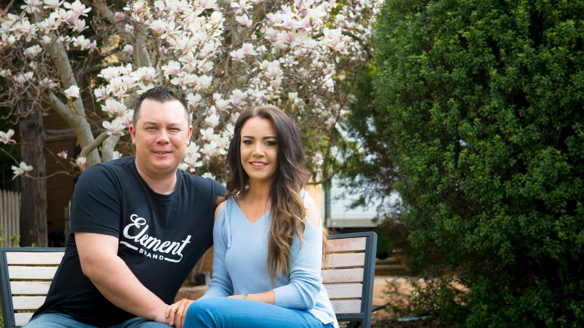 Steve and Bonnie Carter have experienced miscarriages. Ms Carter has welcomed the new ACT certificates. Picture: Elesa Kurtz