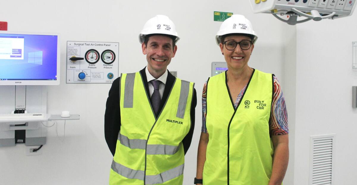 Anaesthetist Dr Lance Lasersohn and Health Minister Rachel Stephen-Smith. Picture by Lanie Tindale