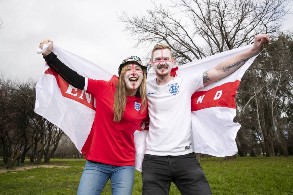 Friends Donna Furber and Sam Battershill excited for the game tomorrow morning. Picture: Keegan Carroll