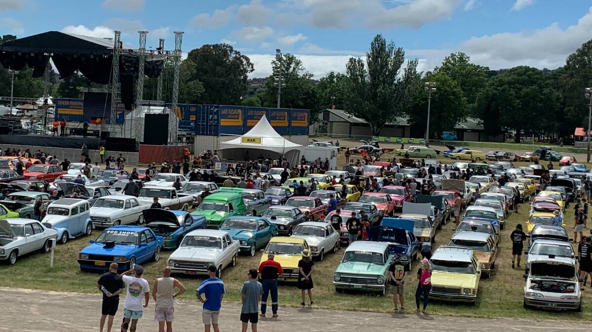 500 cars forming up for the annual city cruise. Picture: Peter Brewer
