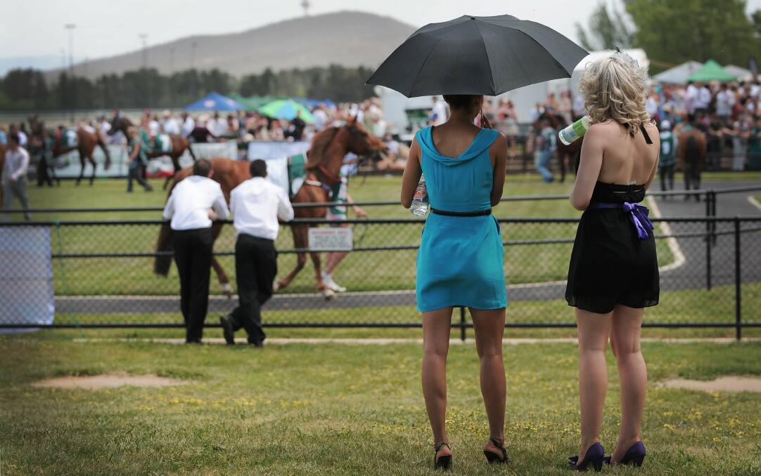 Melbourne Cup at Thoroughbred Park in 2009. Picture by Andrew Sheargold