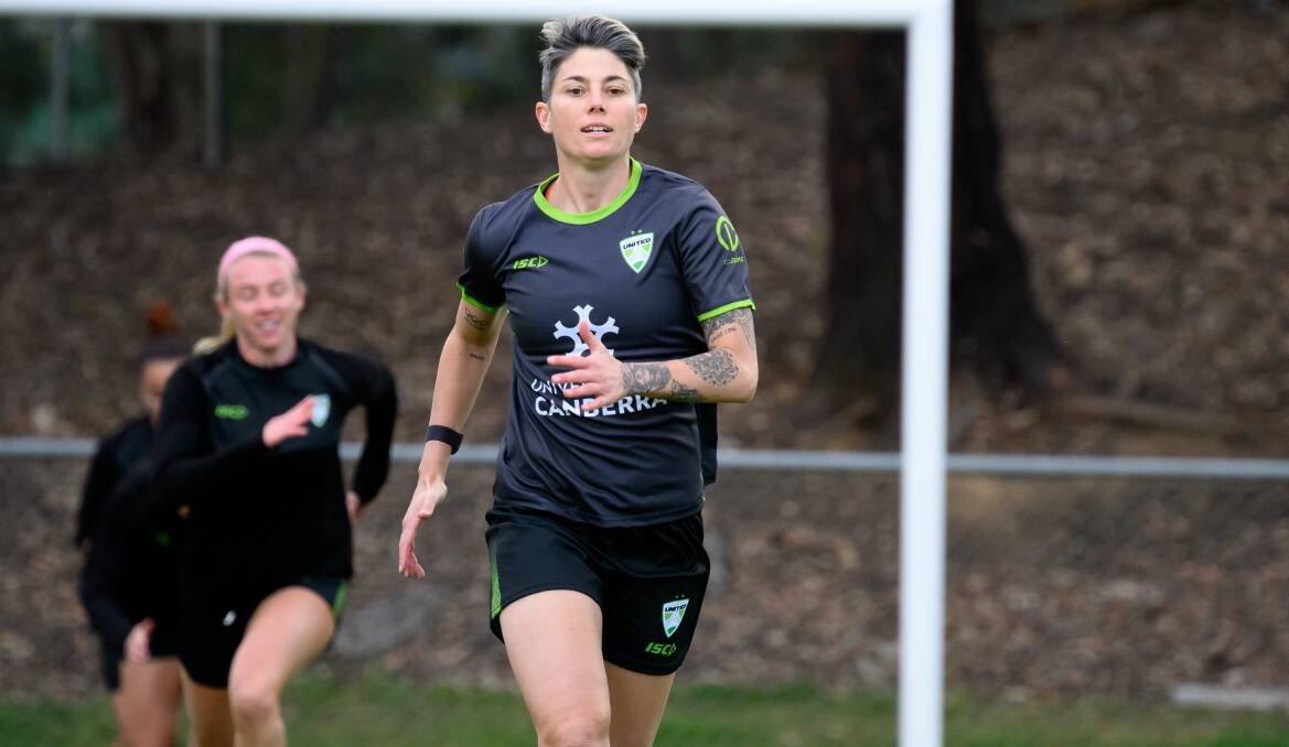 Michelle Heyman striker at Canberra United training. Picture by Sitthixay Ditthavong