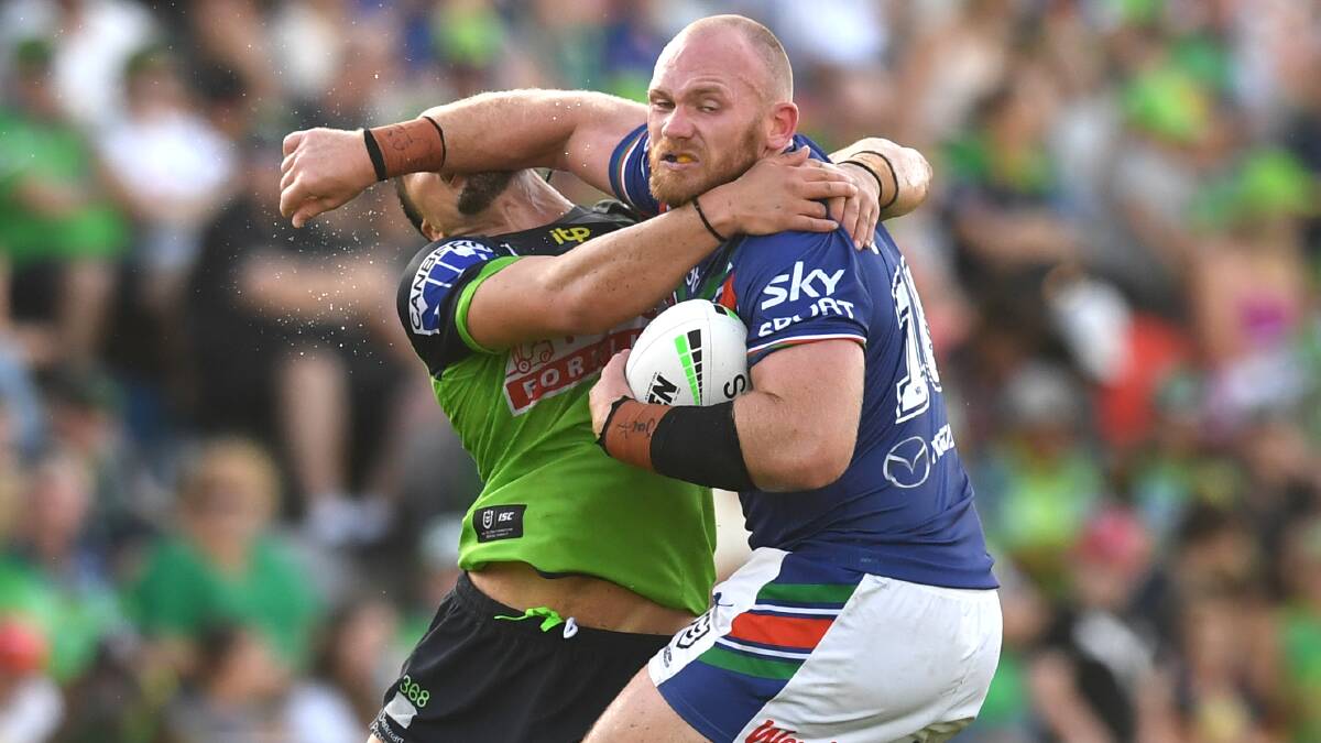 Matt Lodge making contact with Corey Harawira-Naera's face. Picture: AAP