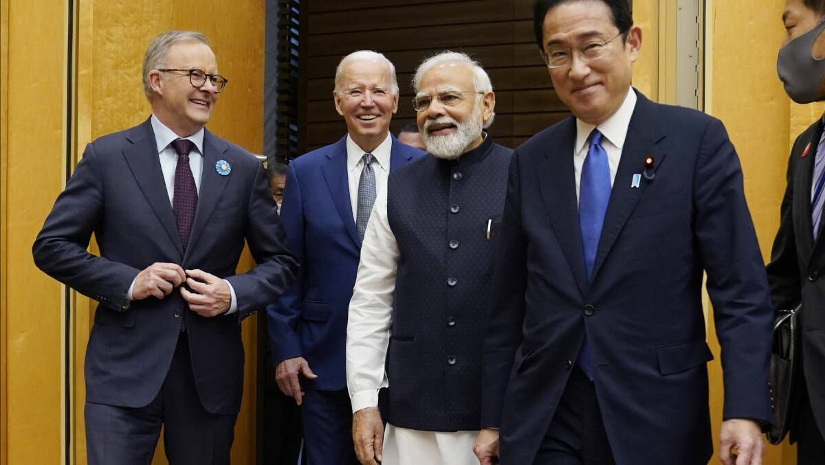 Australian Prime Minister Anthony Albanese, U.S. President Joe Biden and Indian Prime Minister Narendra Modi are greeted by Japanese Prime Minister Fumio Kishida, right, during their arrival to the Quad leaders summit at Kantei Palace, May 24, 2022, Image: AAP