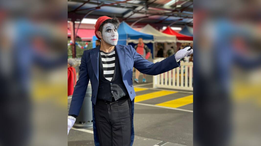 Mime Rod Lara at the Queen Victoria Market on July 7. Picture via Bastille Day Melbourne