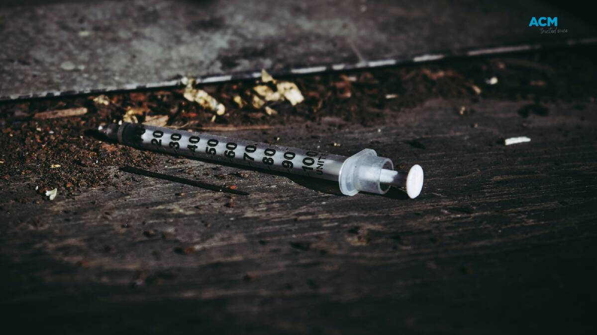 A discarded syringe. Picture via Canva