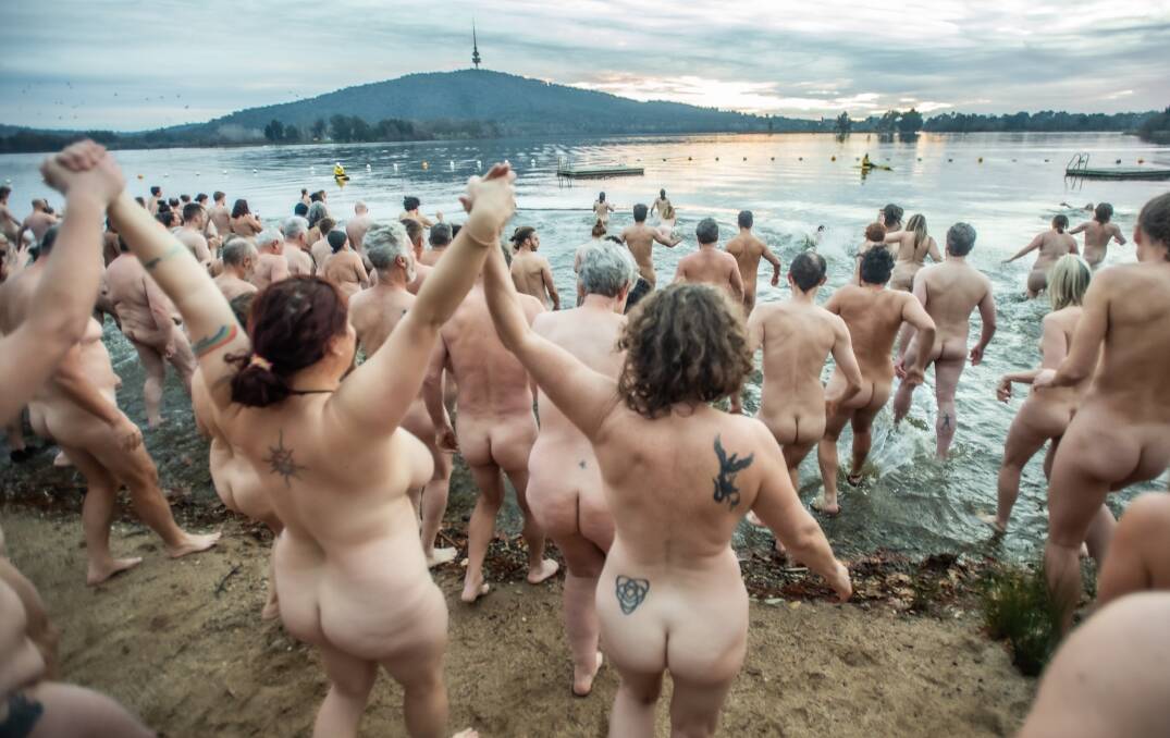 The 7th annual Ian Lindeman Memorial Winter Solstice swim at Canberra's Yarralumla Beach, Lake Burley Griffin. Picture by Karleen Minney