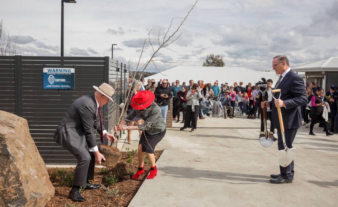 Project Independence patron Governor-General David Hurley and his wife Linda officially opened the Phillip homes, and planted a tree at the entrance. Picture by Sitthixay Ditthavong